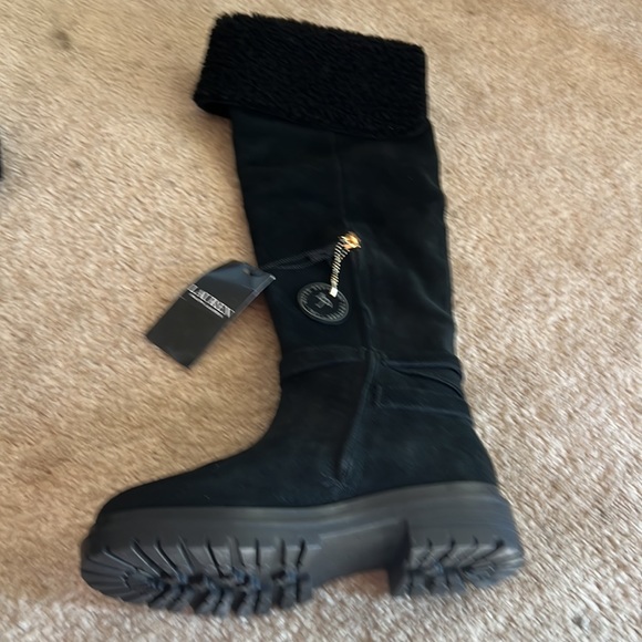 Ralph Lauren genuine suede over-the-knee boots. Size 7.5. Tags still attached - Picture 4 of 8